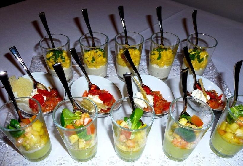 Logis Hotel La Croix Du Sud