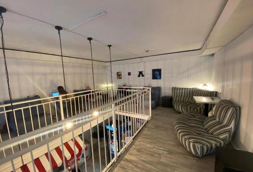 New Generation Hostel Milan Center