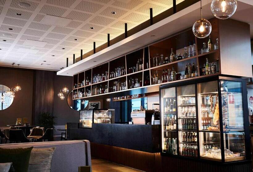 Novotel Melbourne Central