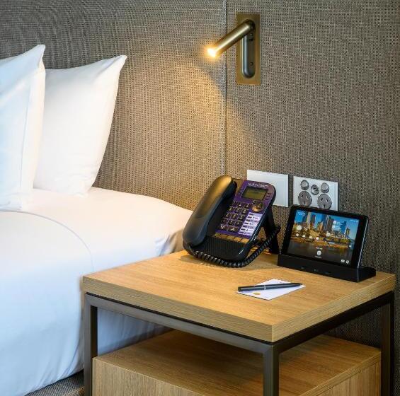 Novotel Melbourne Central
