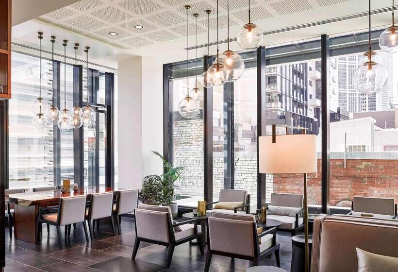 Novotel Melbourne Central