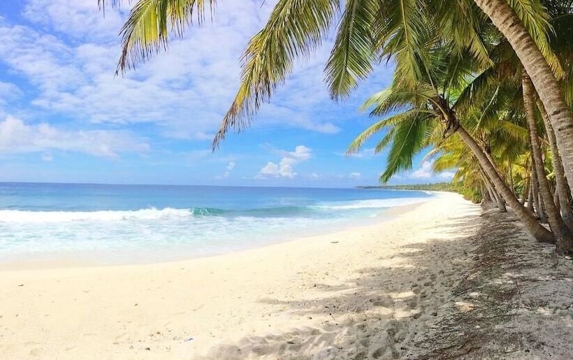 پانسیون Equator Residence