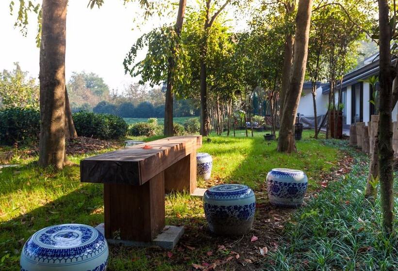 بنسيون Admirable Day