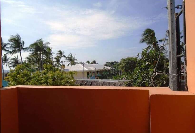 פנסיון N & F Guest House