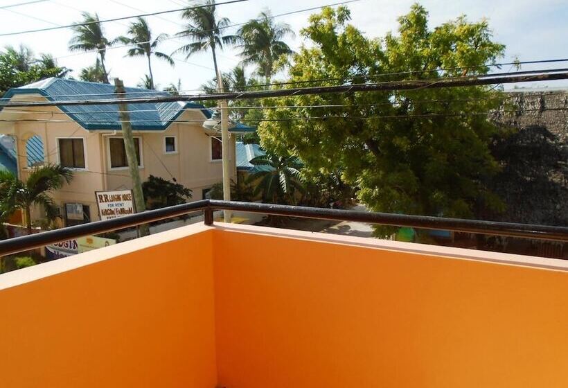 بنسيون N & F Guest House