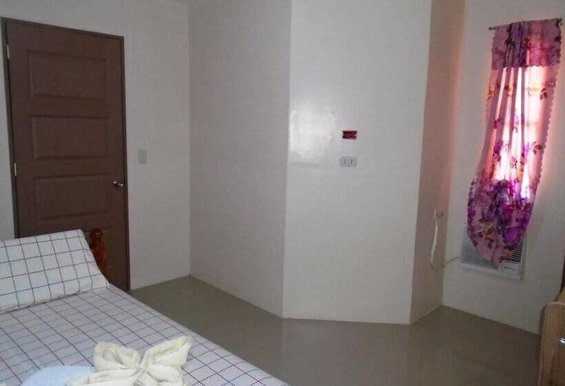 פנסיון N & F Guest House