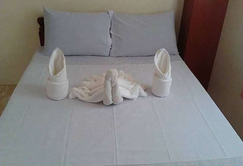 פנסיון N & F Guest House