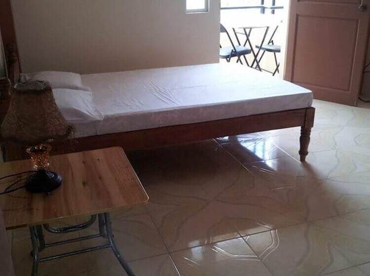 بنسيون N & F Guest House