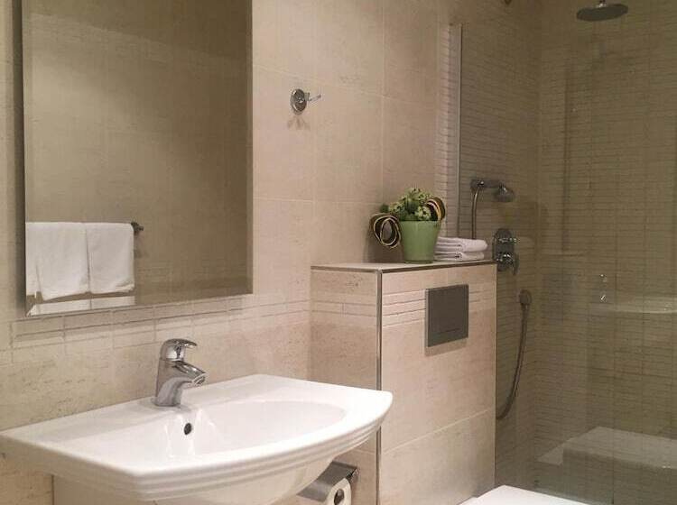 膳宿费 Blasius Residence