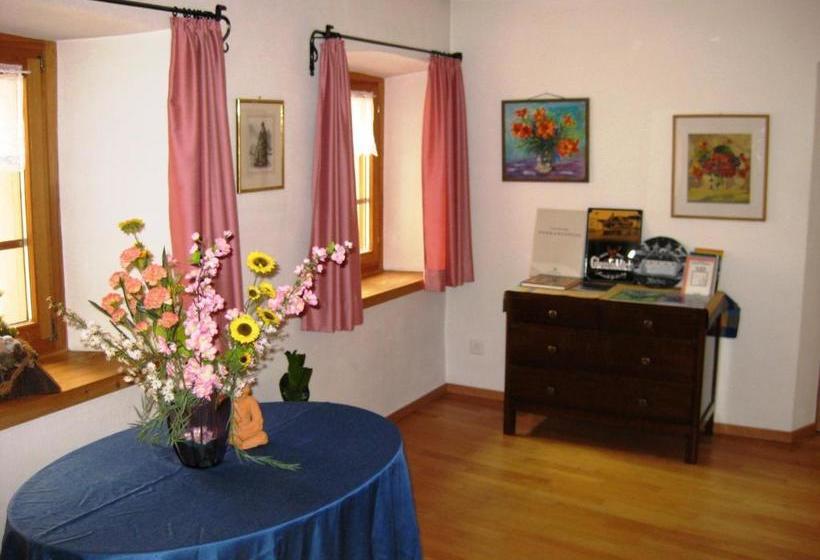 بنسيون Pensiun Garni Plaz