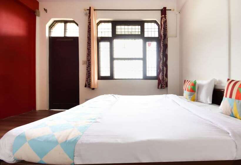 بنسيون Sheetal Home Stay