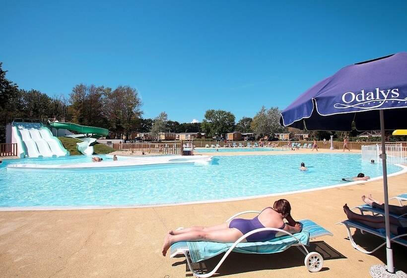 リゾートホテル Domaine Résidentiel De Plein Air Odalys Le Vorlen