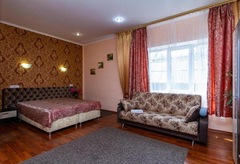 هاستل Apartments Krasnodar Expo