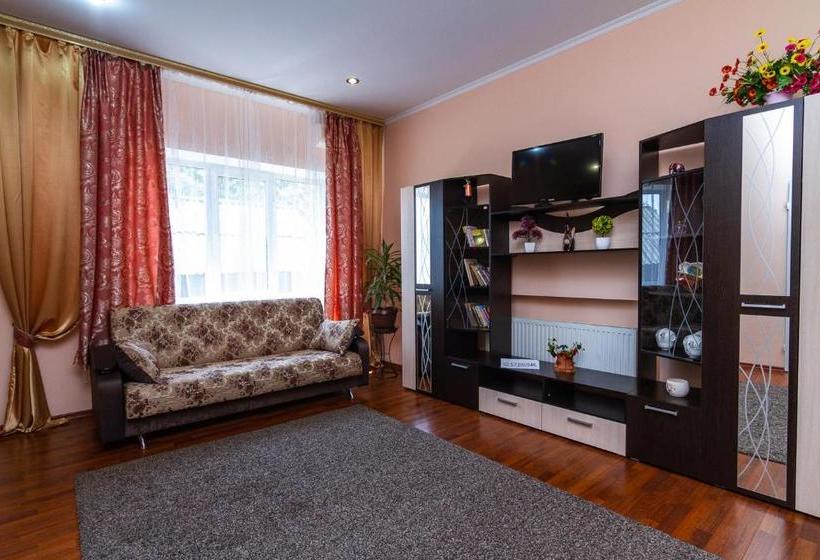 هاستل Apartments Krasnodar Expo