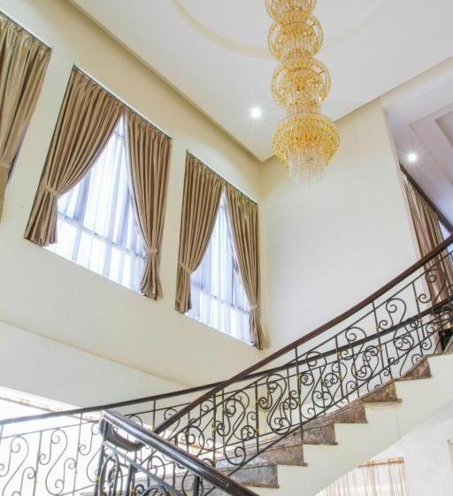 Bahamas Hotel & Resort