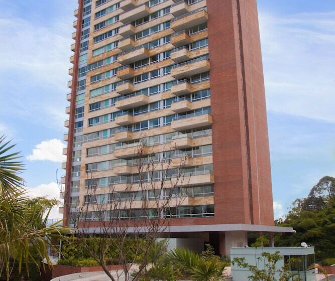 Estelar La Torre Suites