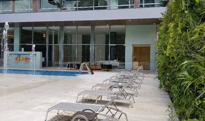 Estelar La Torre Suites