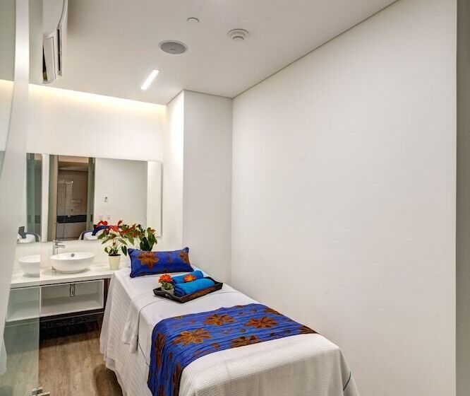 Estelar La Torre Suites