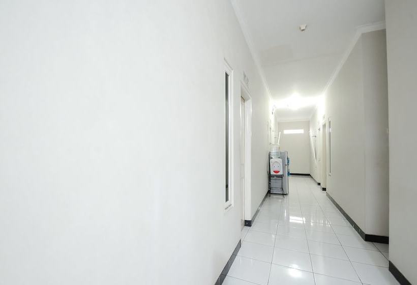 Hôtel Airy Eco Syariah Sawojajar Danau Tondano Raya F4 Malang