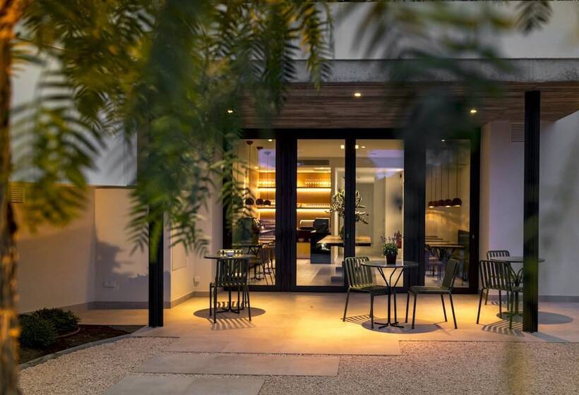 هتل Alta House Begur