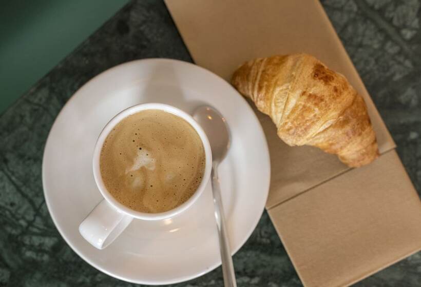 هتل Alta House Begur