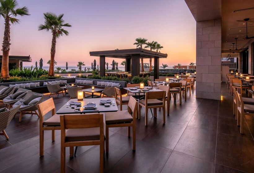 هتل Amara  Sea Your Only View™