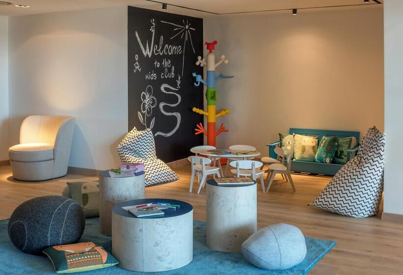 בית מלון כפרי Amara Sea Your Only View™