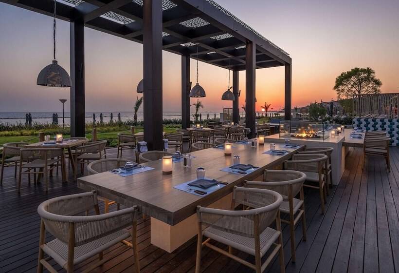 בית מלון כפרי Amara Sea Your Only View™