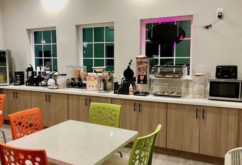 ホテル Americas Best Value Inn Houston Willowbrook