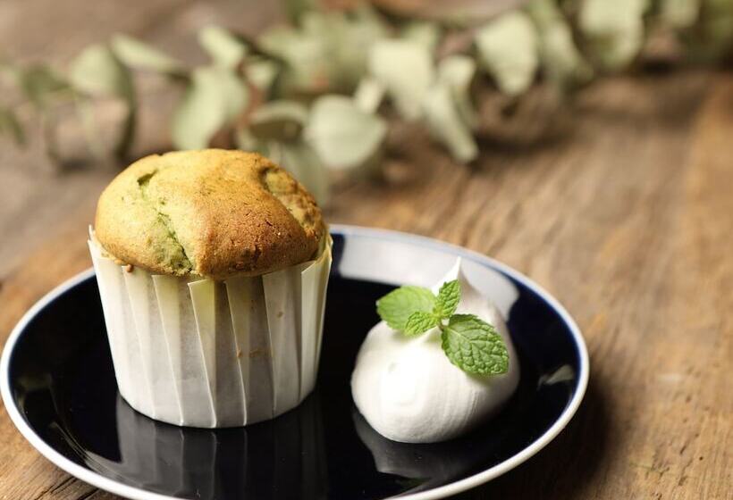 Отель Androoms Nagoya Sakae