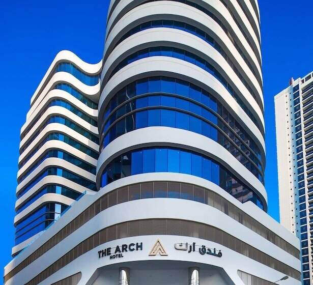 هتل Arch