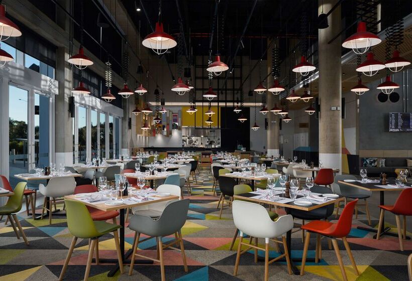 酒店 Atura Adelaide Airport