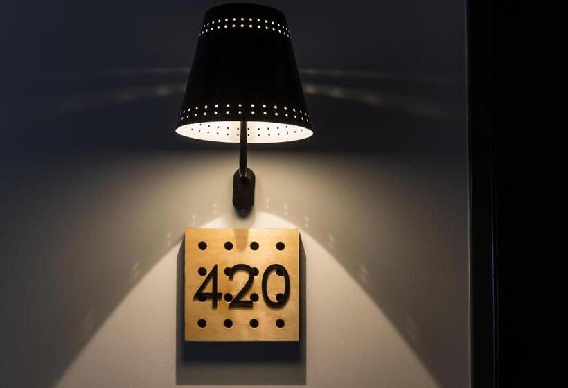 酒店 Atura Adelaide Airport