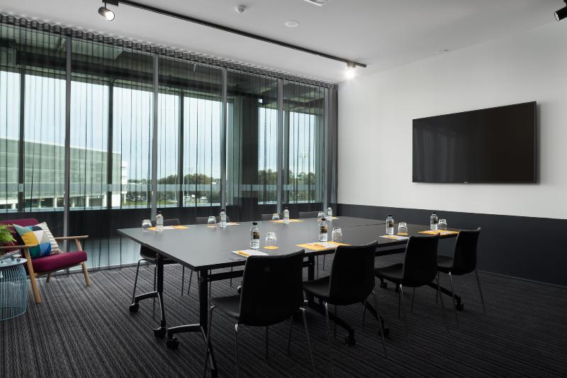 酒店 Atura Adelaide Airport