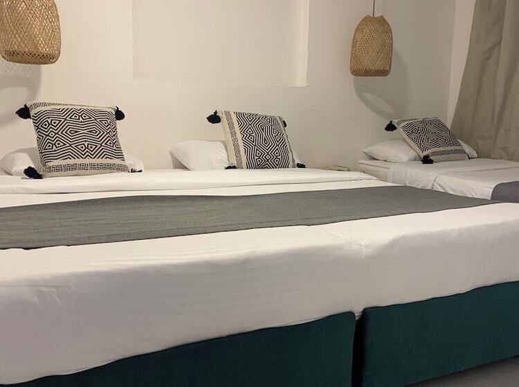 בית מלון כפרי Quintas De Normandia