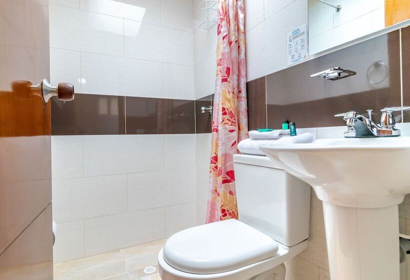 هتل Ayenda Nabusimake