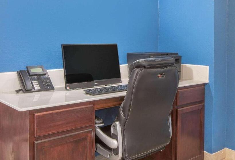 فندق Baymont By Wyndham Roseburg