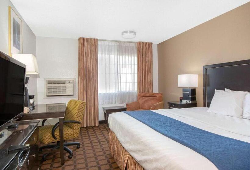 فندق Baymont By Wyndham Roseburg