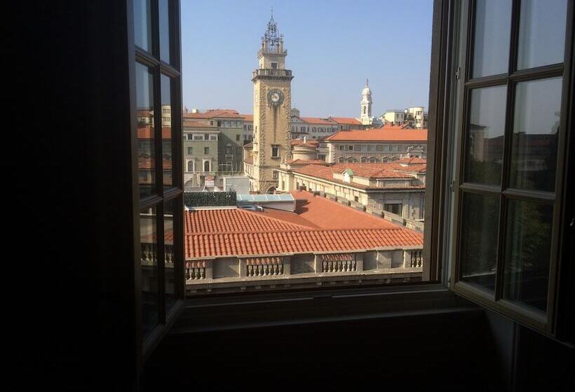 هتل Bergamo Inn 43