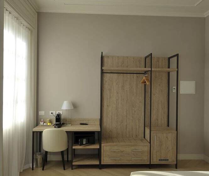 هتل Bergamo Inn 43