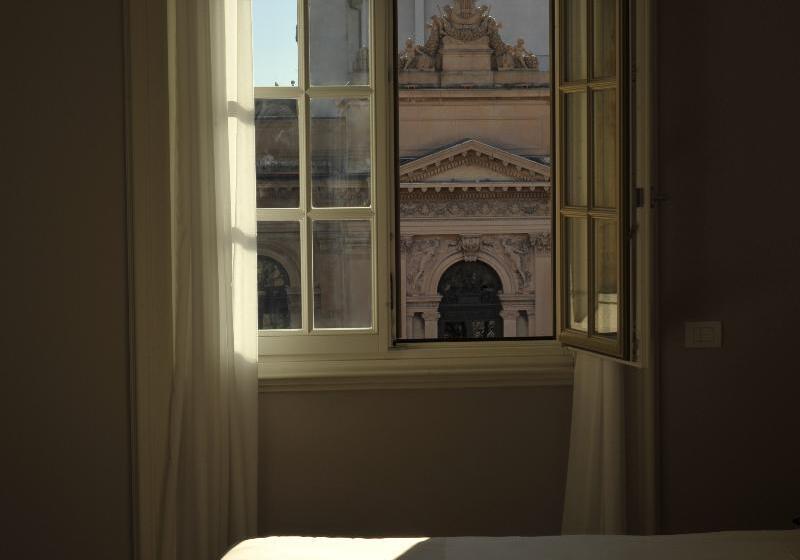 هتل Bergamo Inn 43