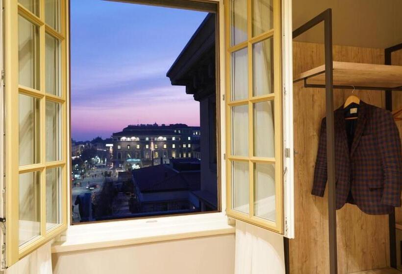 هتل Bergamo Inn 43