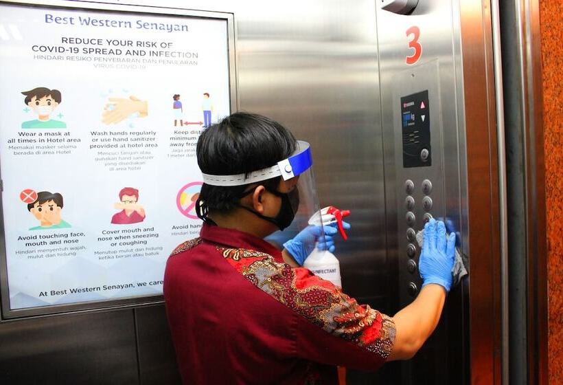 ホテル Best Western Senayan