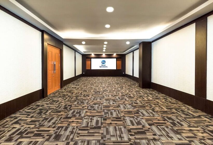 ホテル Best Western Senayan