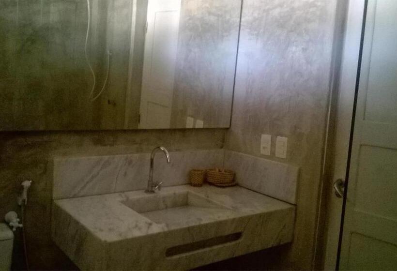 Отель Zebra Boutique