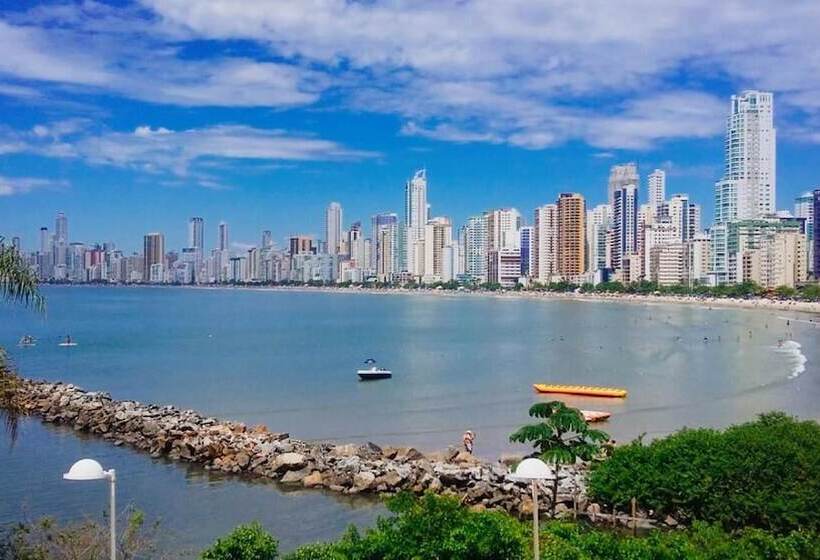 בית מלון כפרי Brasil Express