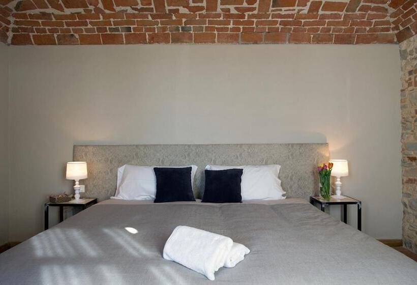 ホテル Cascina Marcantonio