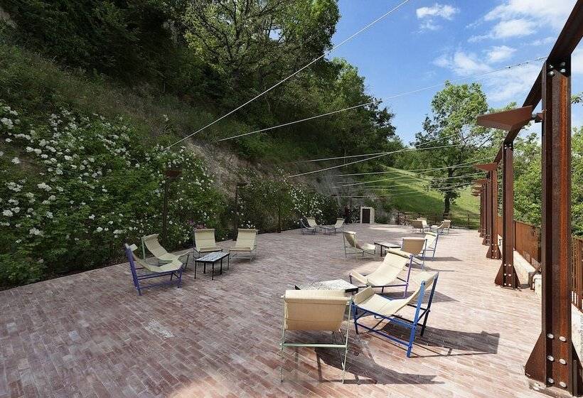 בית מלון כפרי Castello Di Postignano Relais