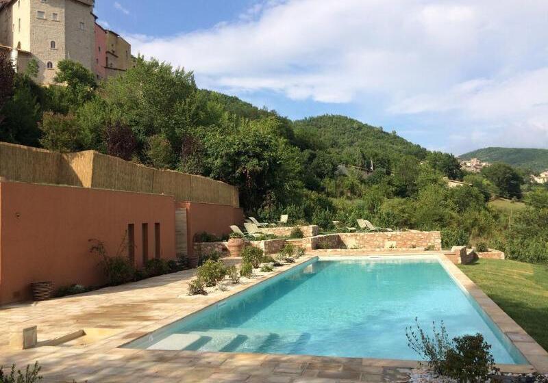 בית מלון כפרי Castello Di Postignano Relais