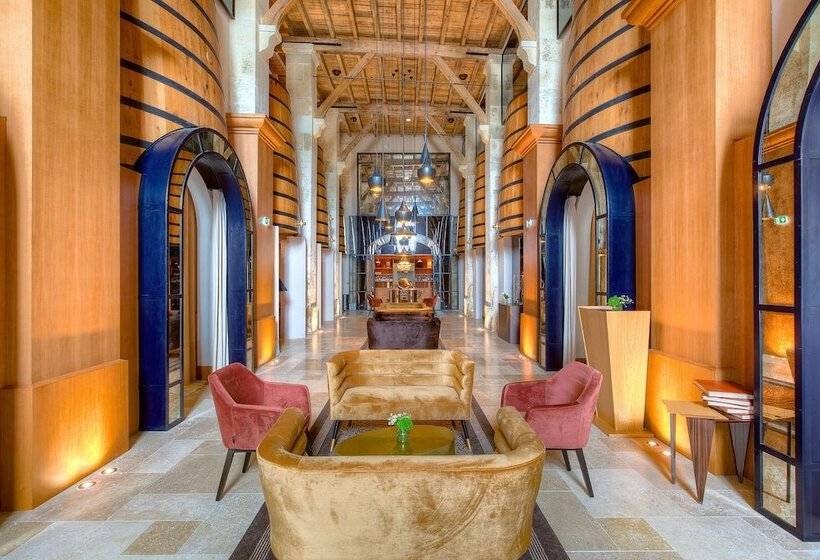 ホテル Chais Monnet & Spa